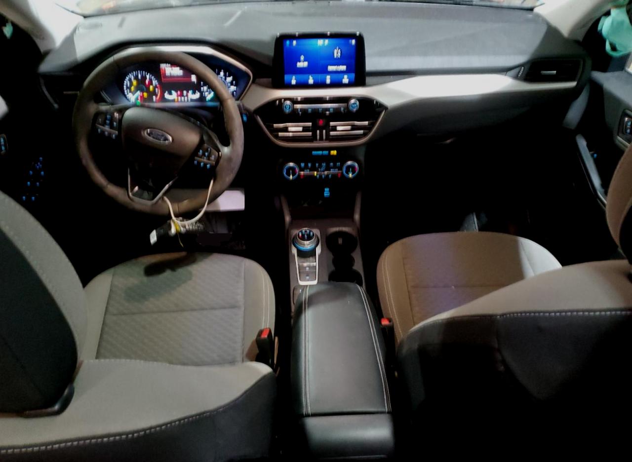 2022 Ford Escape - Image 8