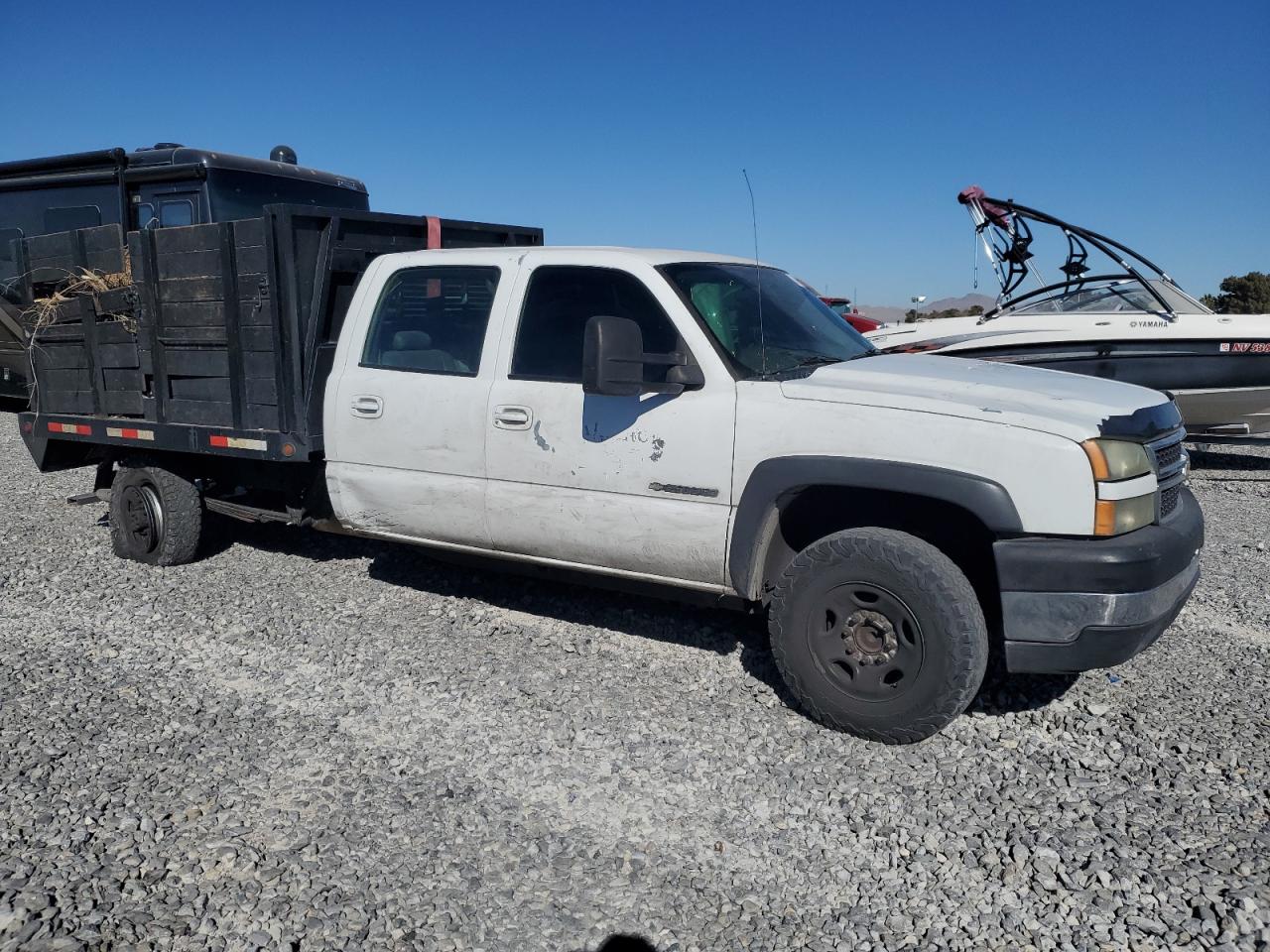 2007 Chevrolet Silverado - Image 4