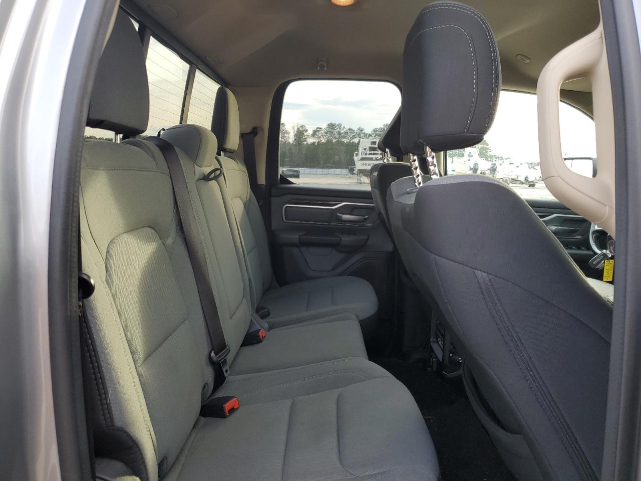 2020 RAM 1500 - Image 10