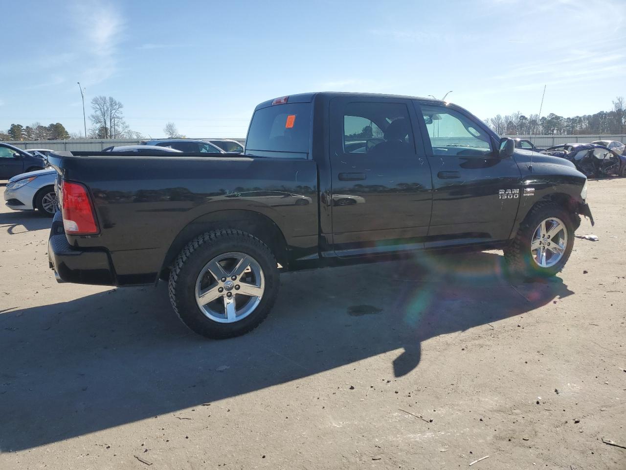 2017 RAM 1500 - Image 3