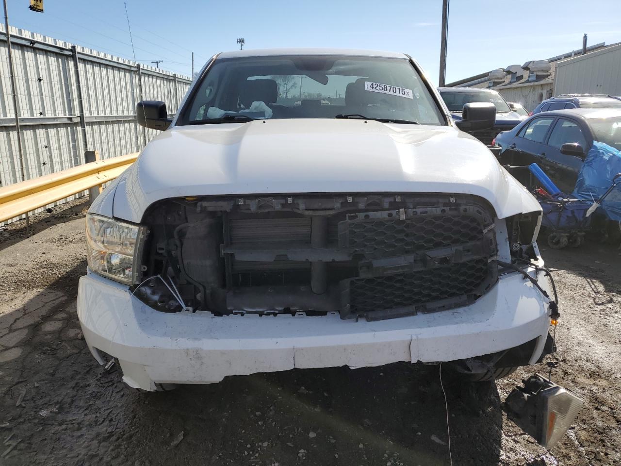 2017 RAM 1500 - Image 5