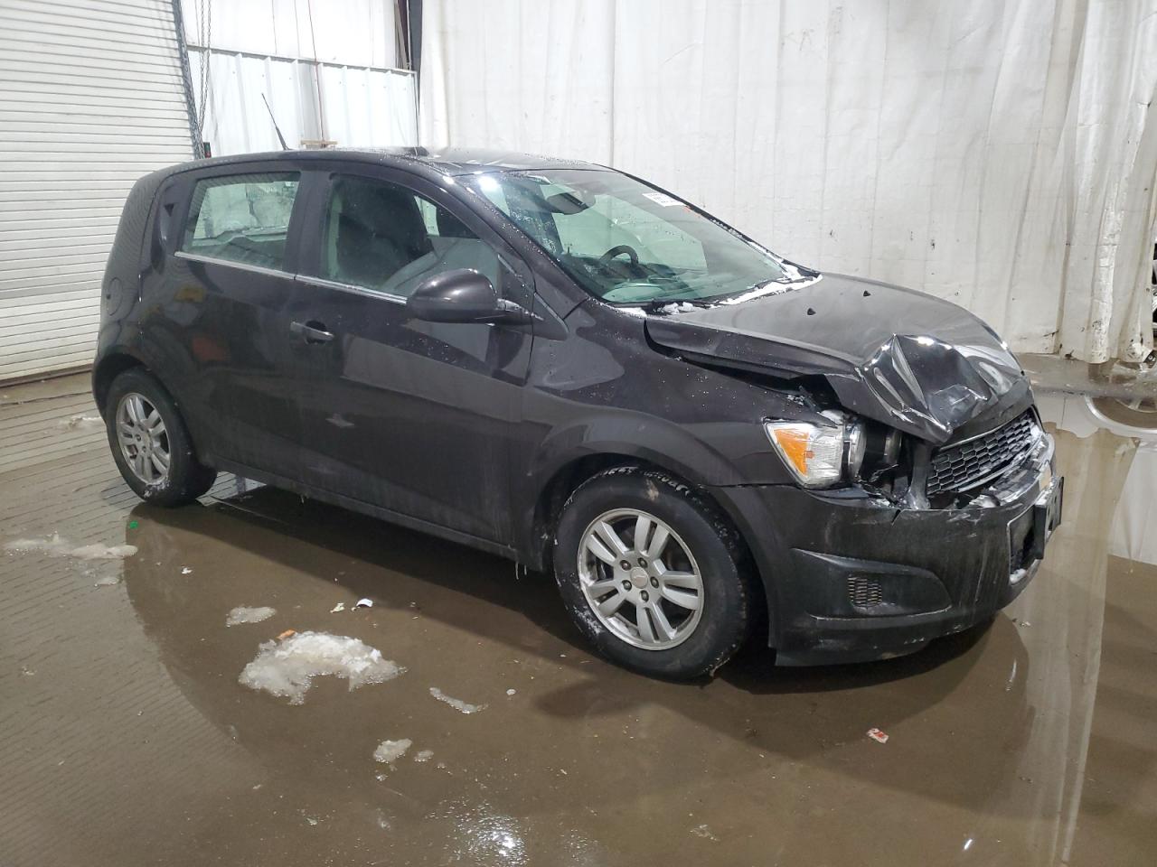 2013 Chevrolet Sonic - Image 4