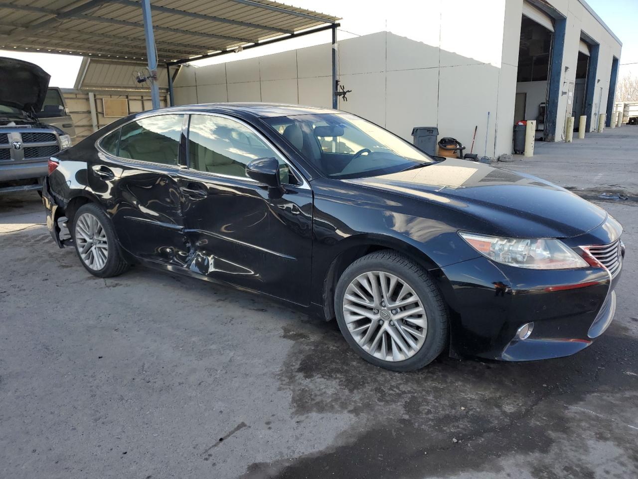 2013 Lexus ES - Image 4