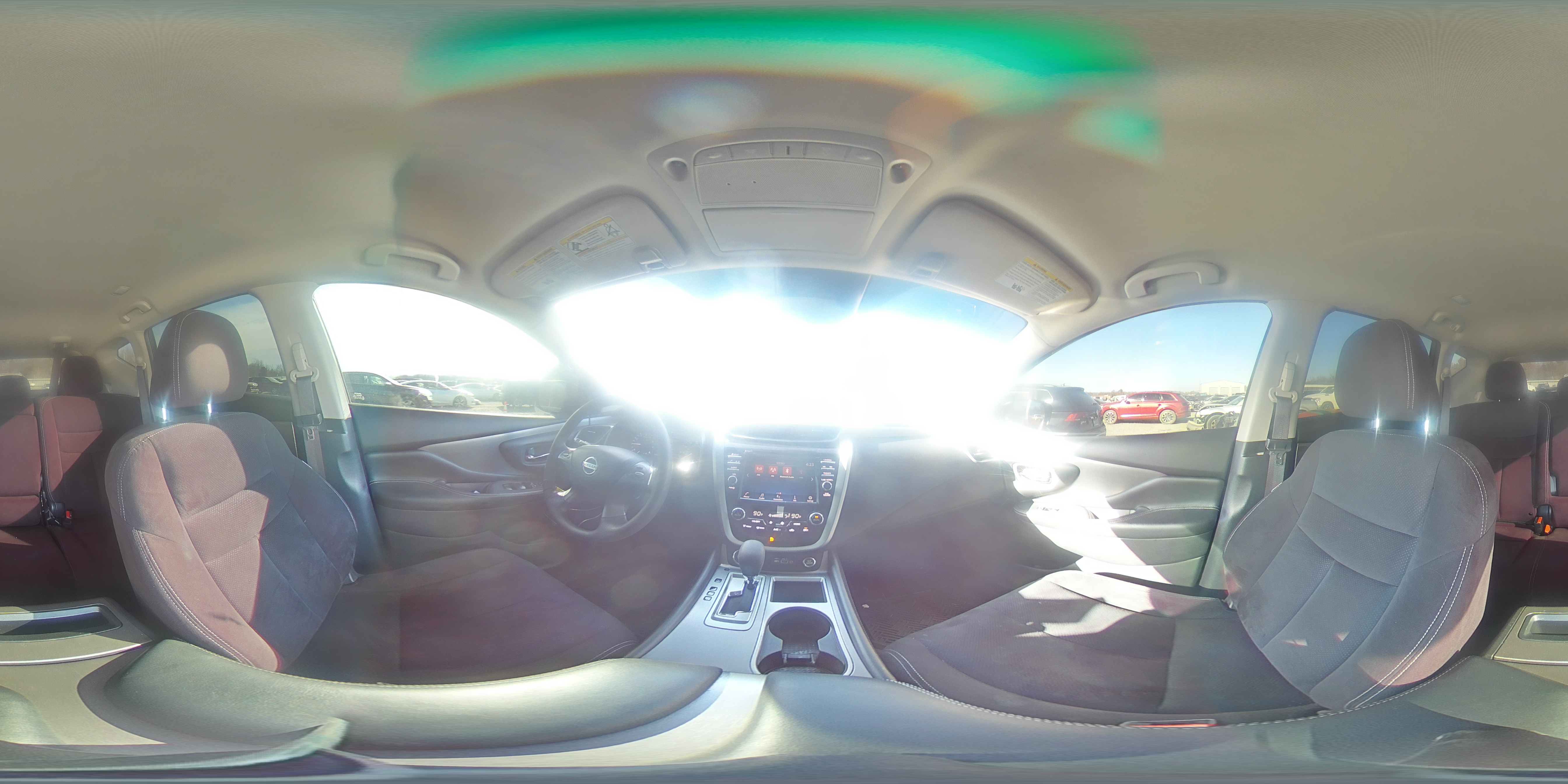2020 Nissan Murano - Image 13