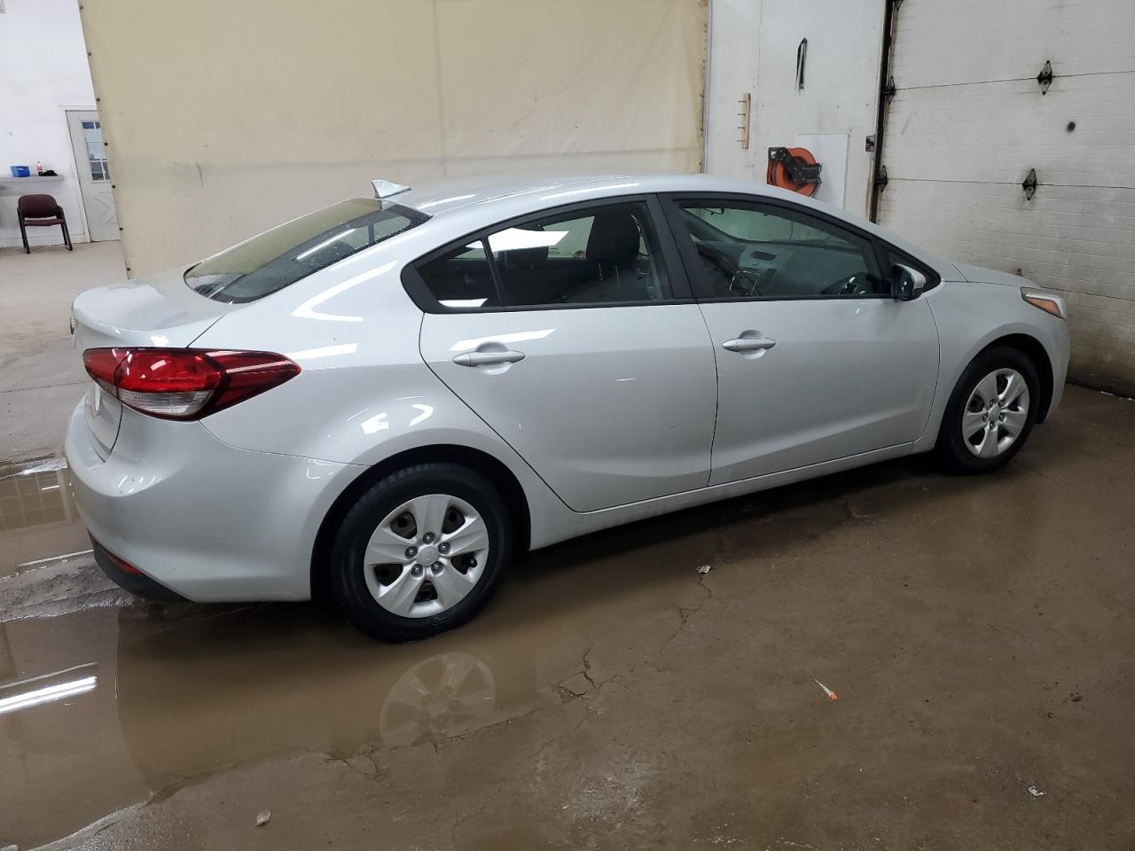 2018 Kia Forte - Image 3