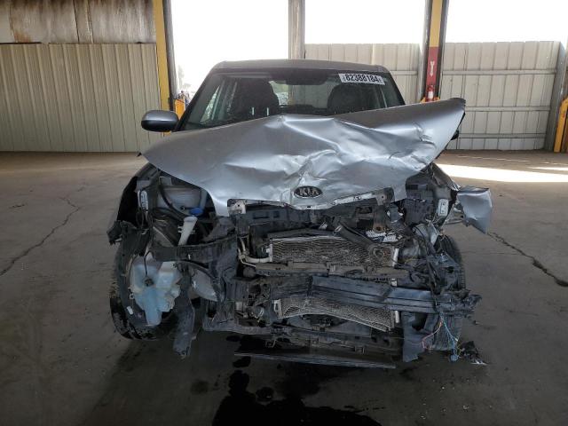  KIA SOUL 2016 Серебристый