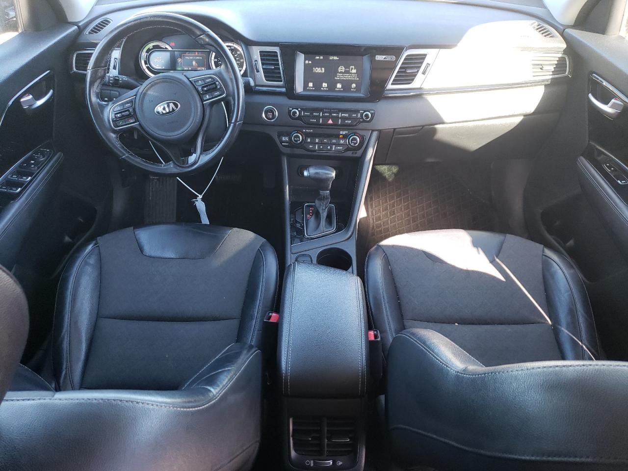 2017 Kia Niro - Image 8