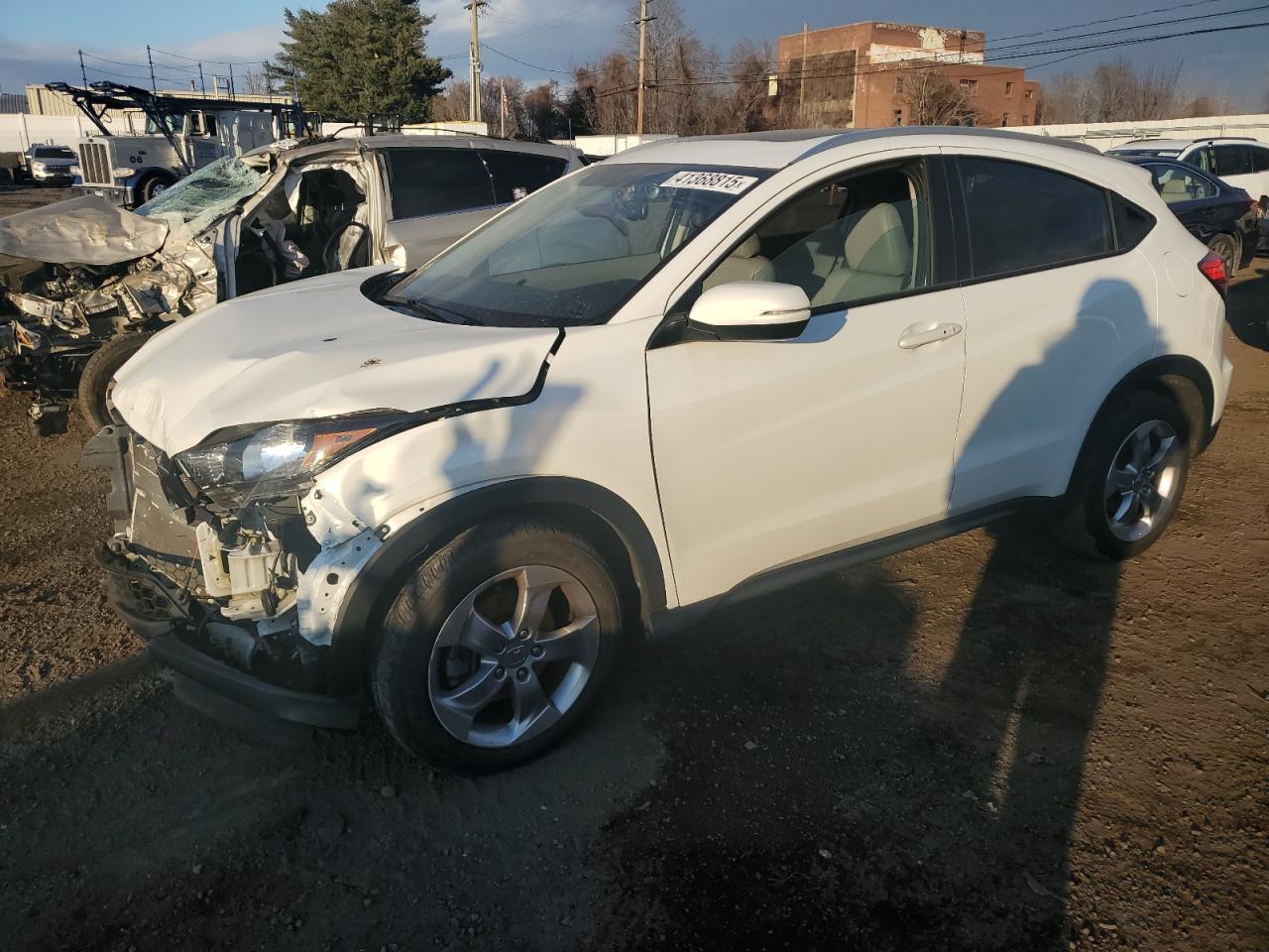 VIN 3CZRU6H7XHM715189 2017 HONDA HR-V no.1