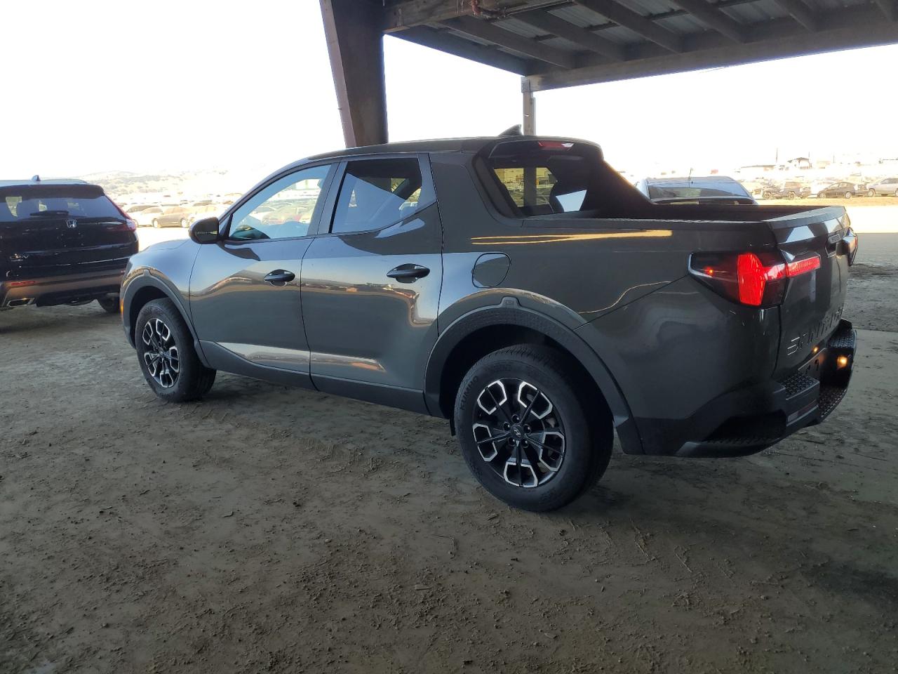 2022 Hyundai Santa Cruz - Image 2