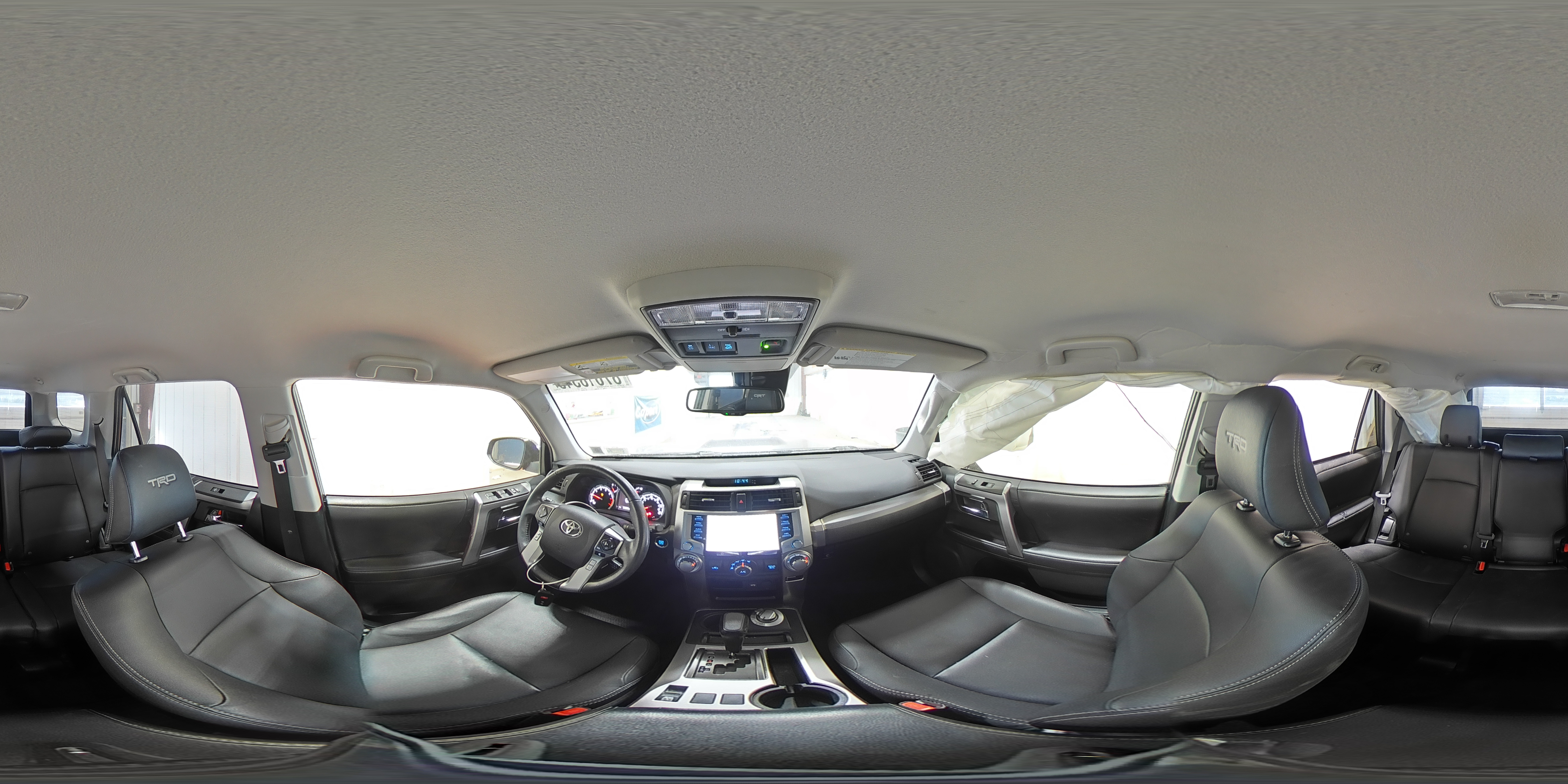 2022 Toyota 4Runner - Image 15