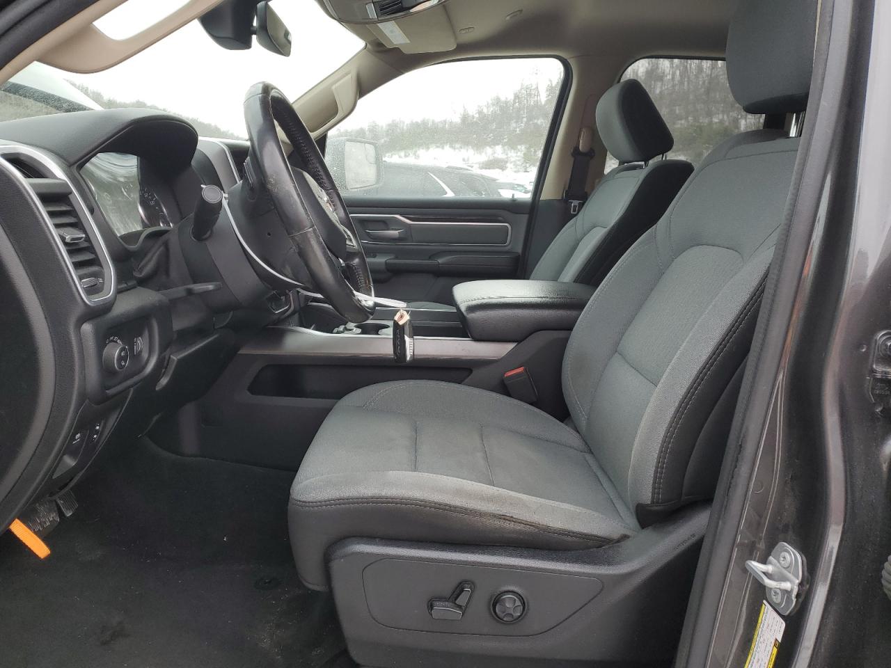 2020 RAM 1500 - Image 7
