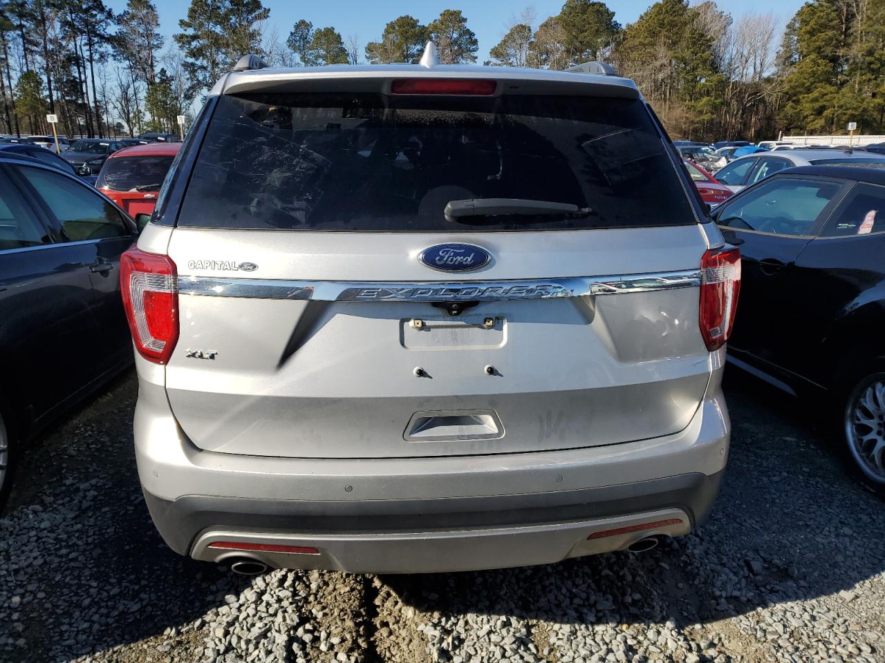 2017 Ford Explorer - Image 6