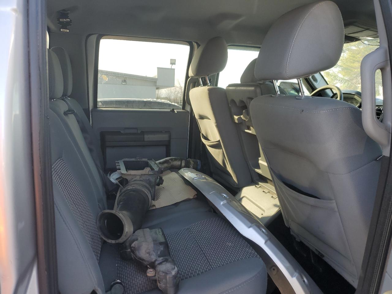 2011 Ford F250 - Image 10