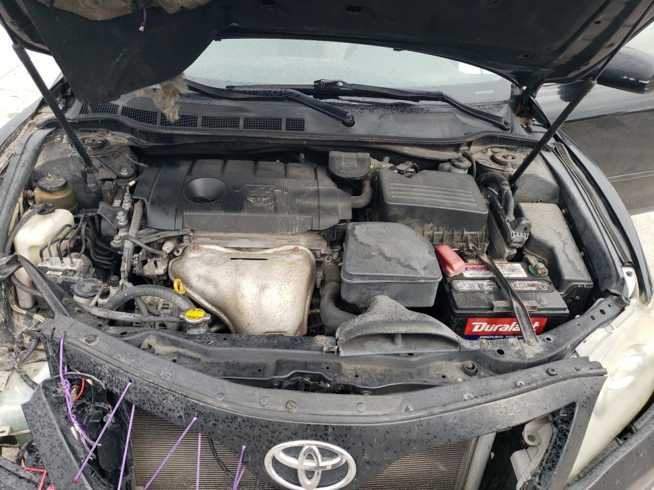 2011 Toyota Camry - Image 11