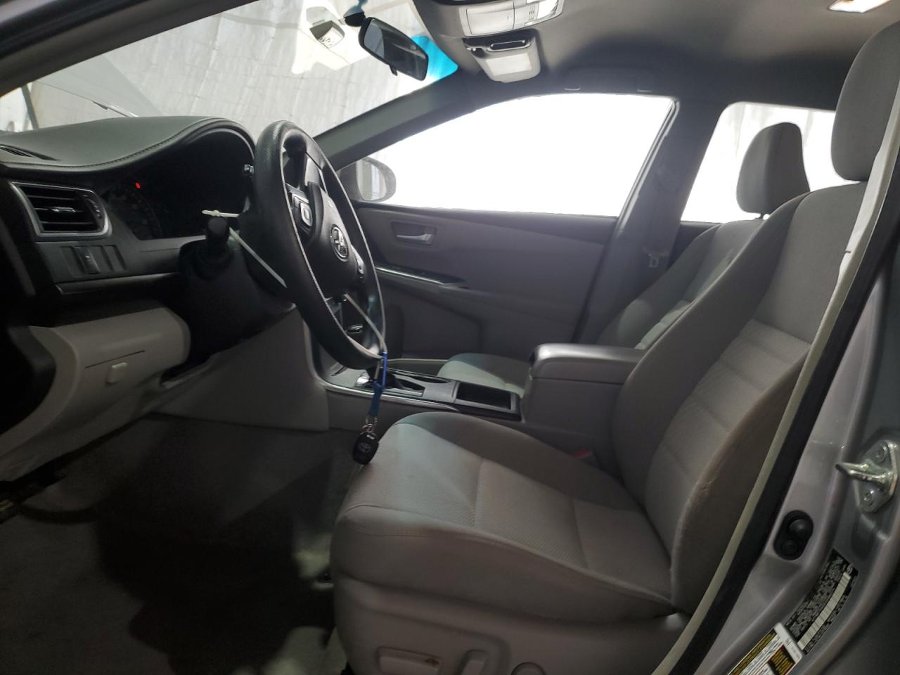 2015 Toyota Camry - Image 7