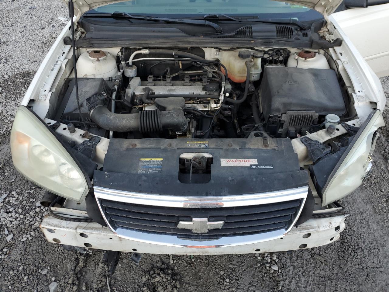 2008 Chevrolet Malibu - Image 12