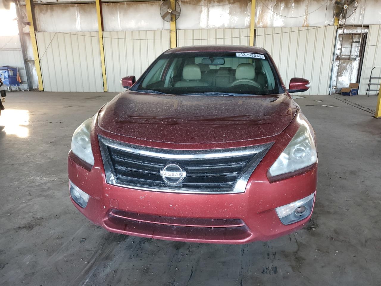2014 Nissan Altima - Image 5