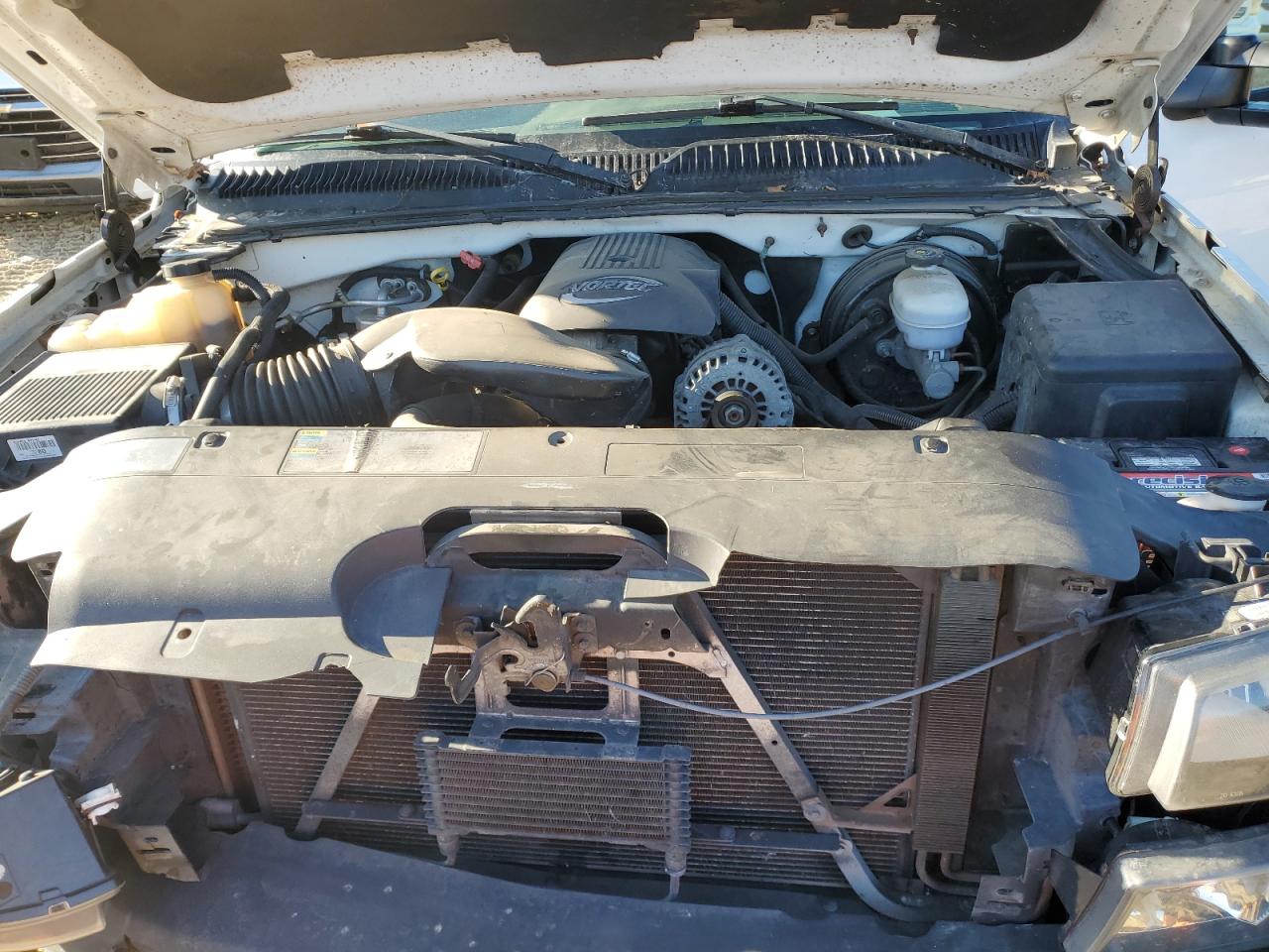 2001 Chevrolet Silverado - Image 12