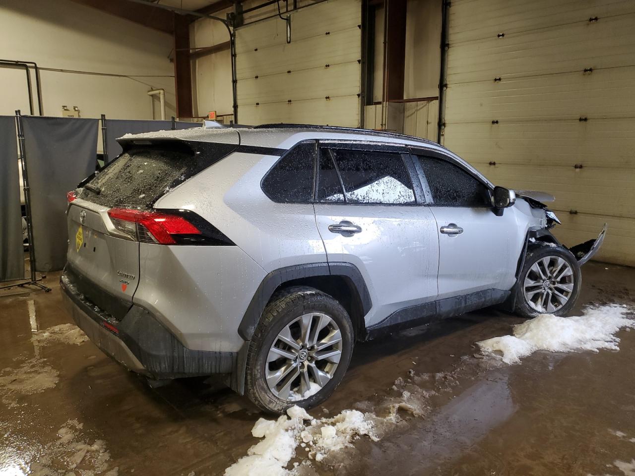 2024 Toyota RAV 4 - Image 3