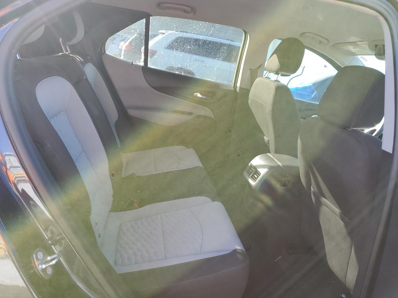 2018 Chevrolet Equinox - Image 11