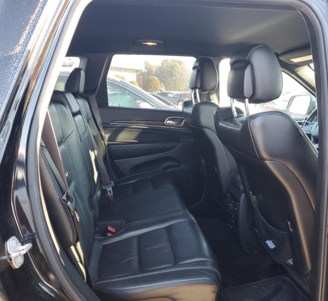 2015 Jeep Grand Cherokee - Image 11