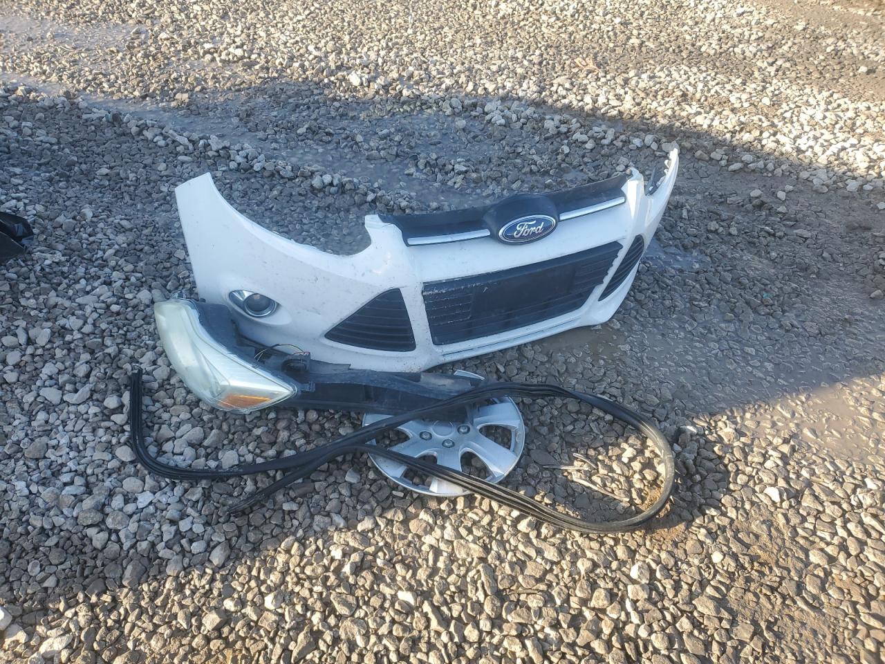 2012 Ford Focus - Image 12