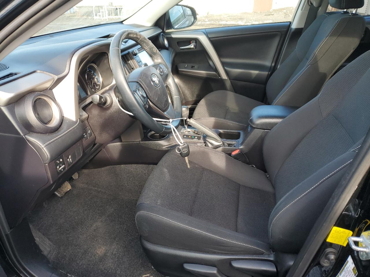 2016 Toyota RAV 4 - Image 7