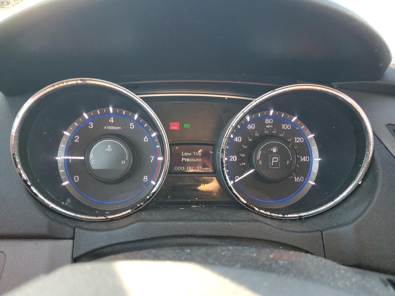 2013 Hyundai Sonata - Image 9
