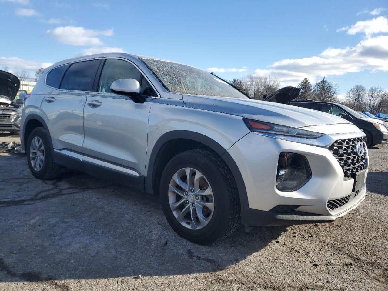 VIN 5NMS2CAD9KH002144 2019 HYUNDAI SANTA FE no.4