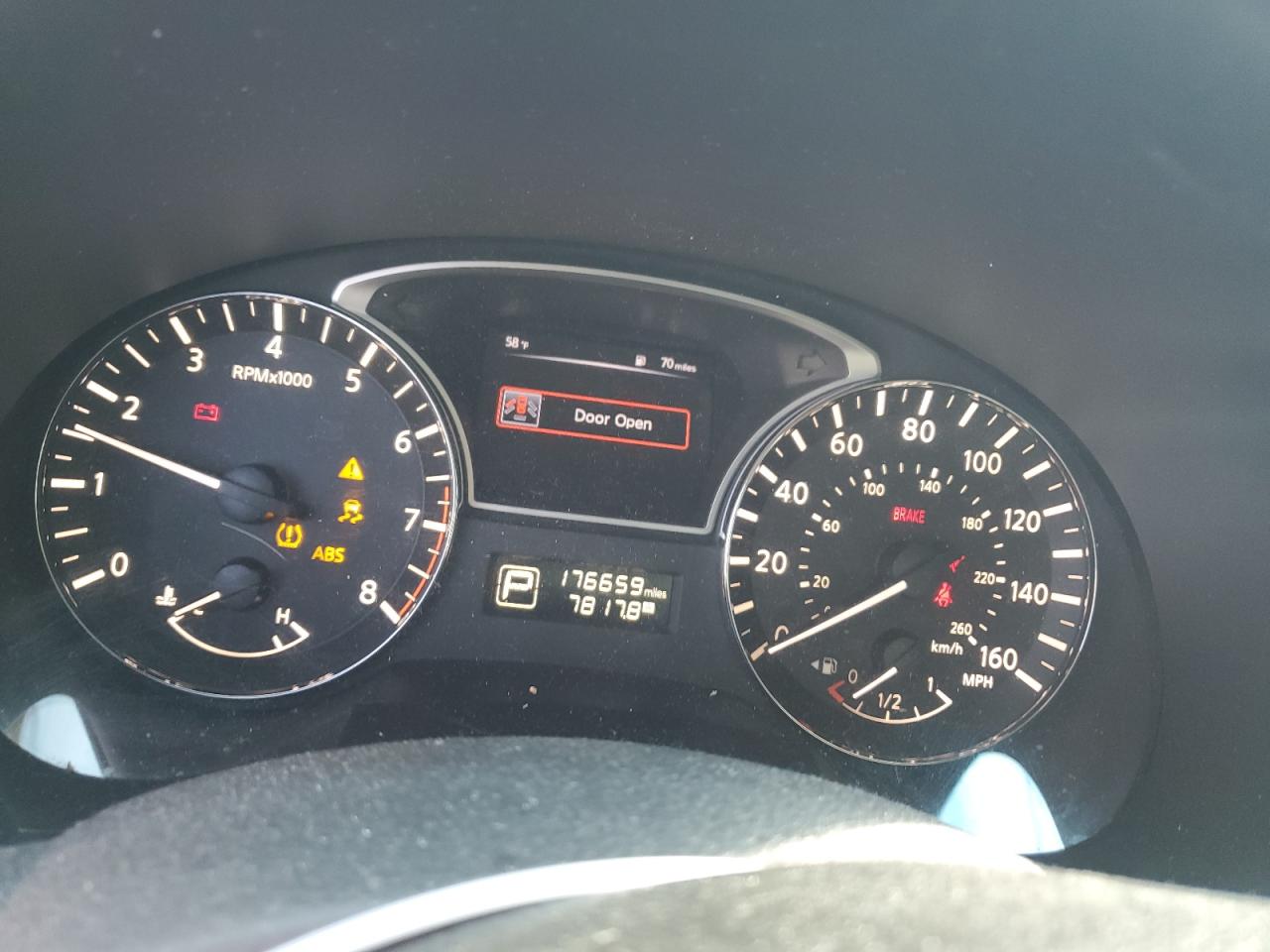 2015 Nissan Altima - Image 9