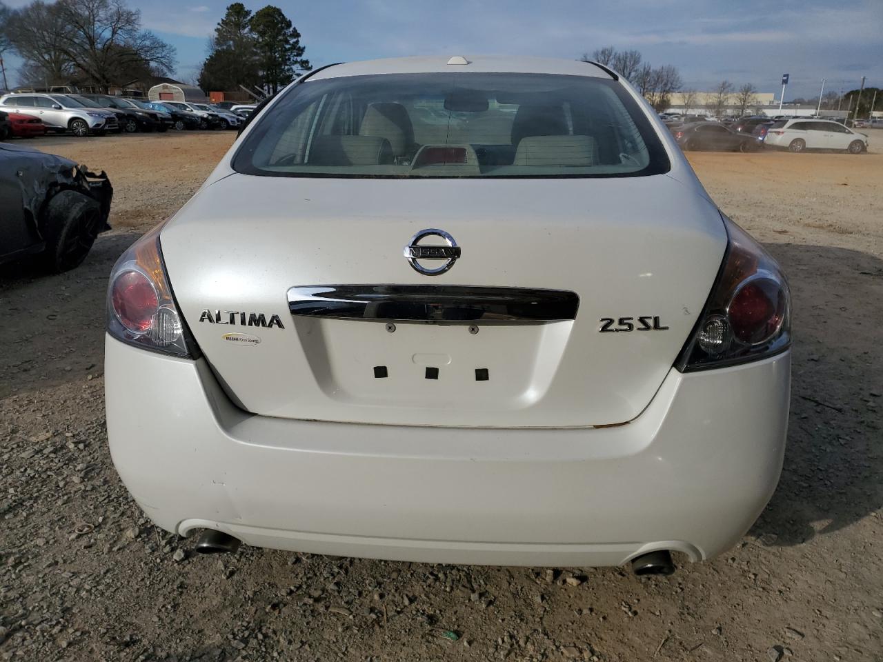 2010 Nissan Altima - Image 6