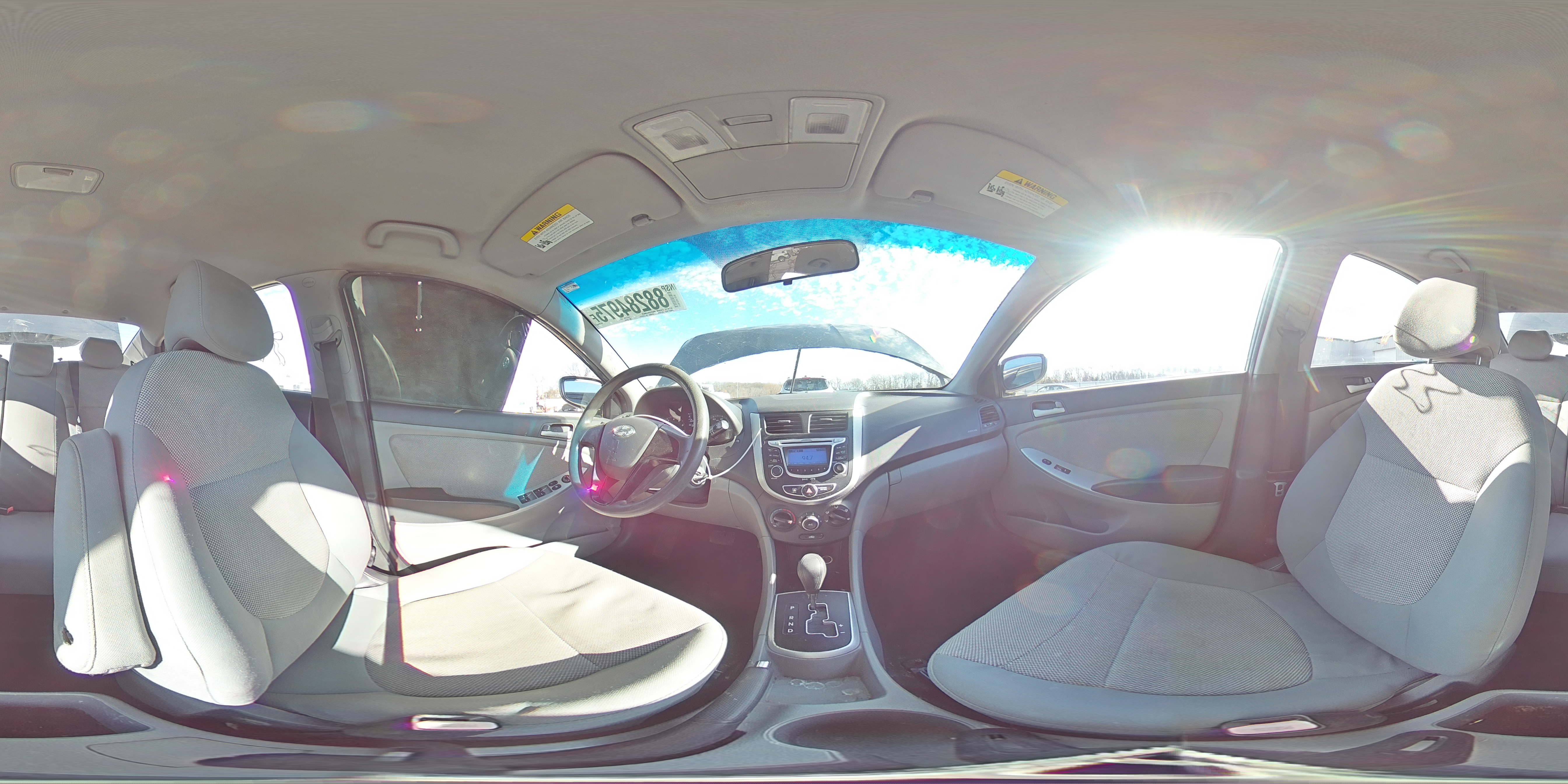 2013 Hyundai Accent - Image 15