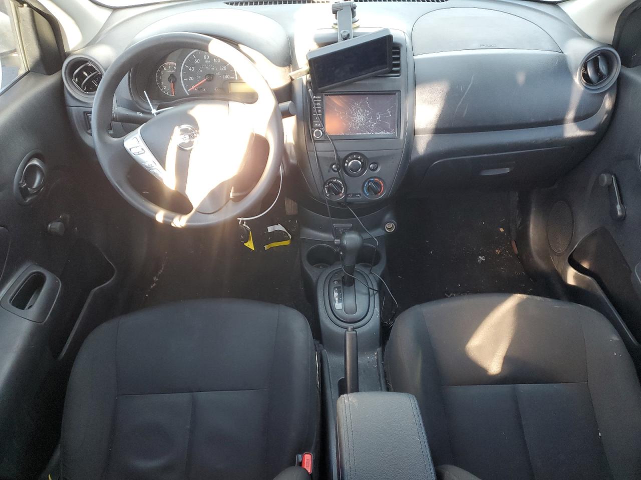 2019 Nissan Versa - Image 8