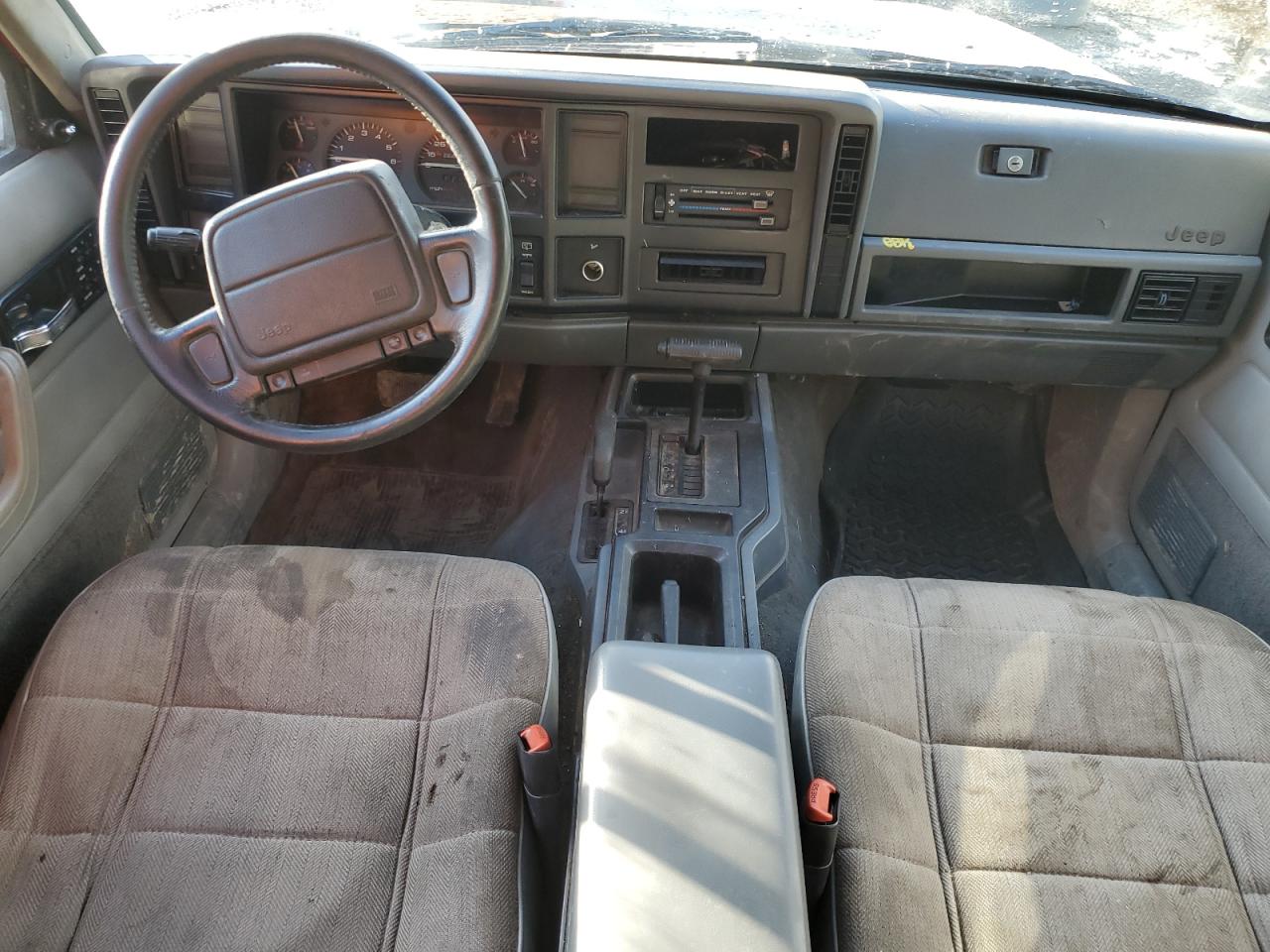 1996 Jeep Grand Cherokee - Image 8