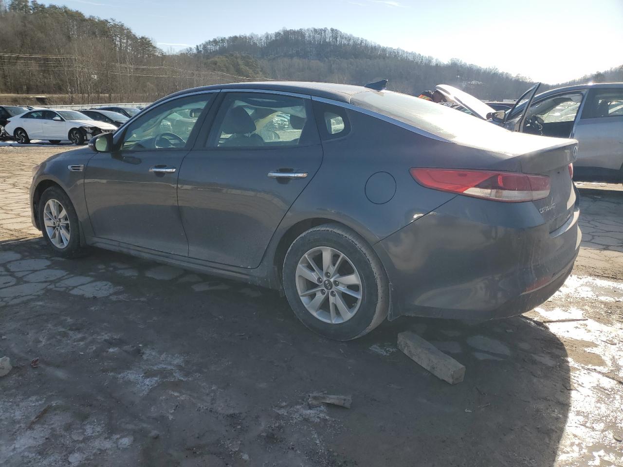 2017 Kia Optima - Image 2