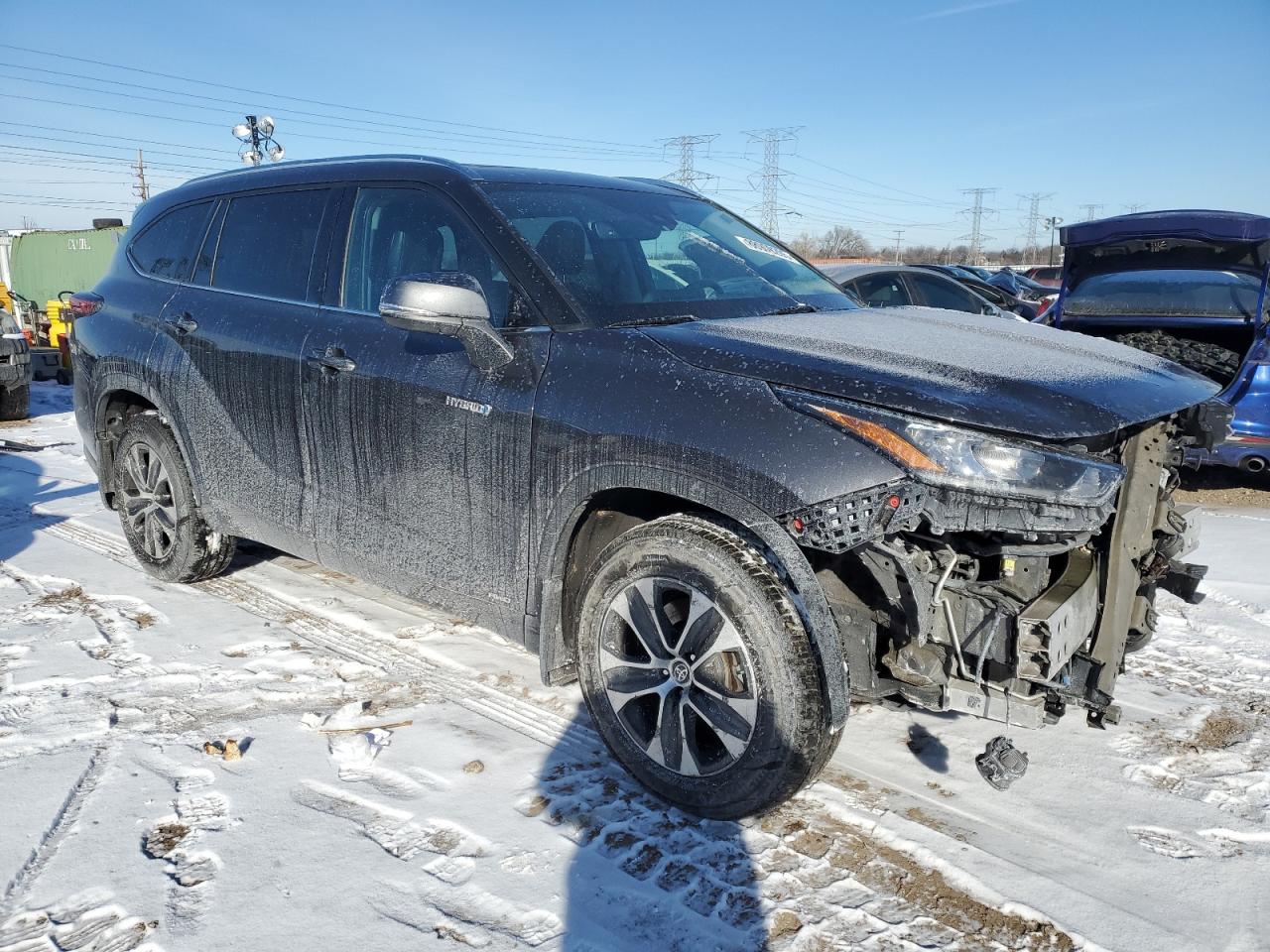 2020 Toyota Highlander - Image 4