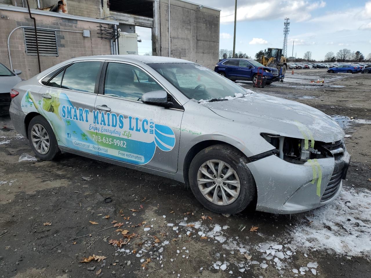 2016 Toyota Camry - Image 4