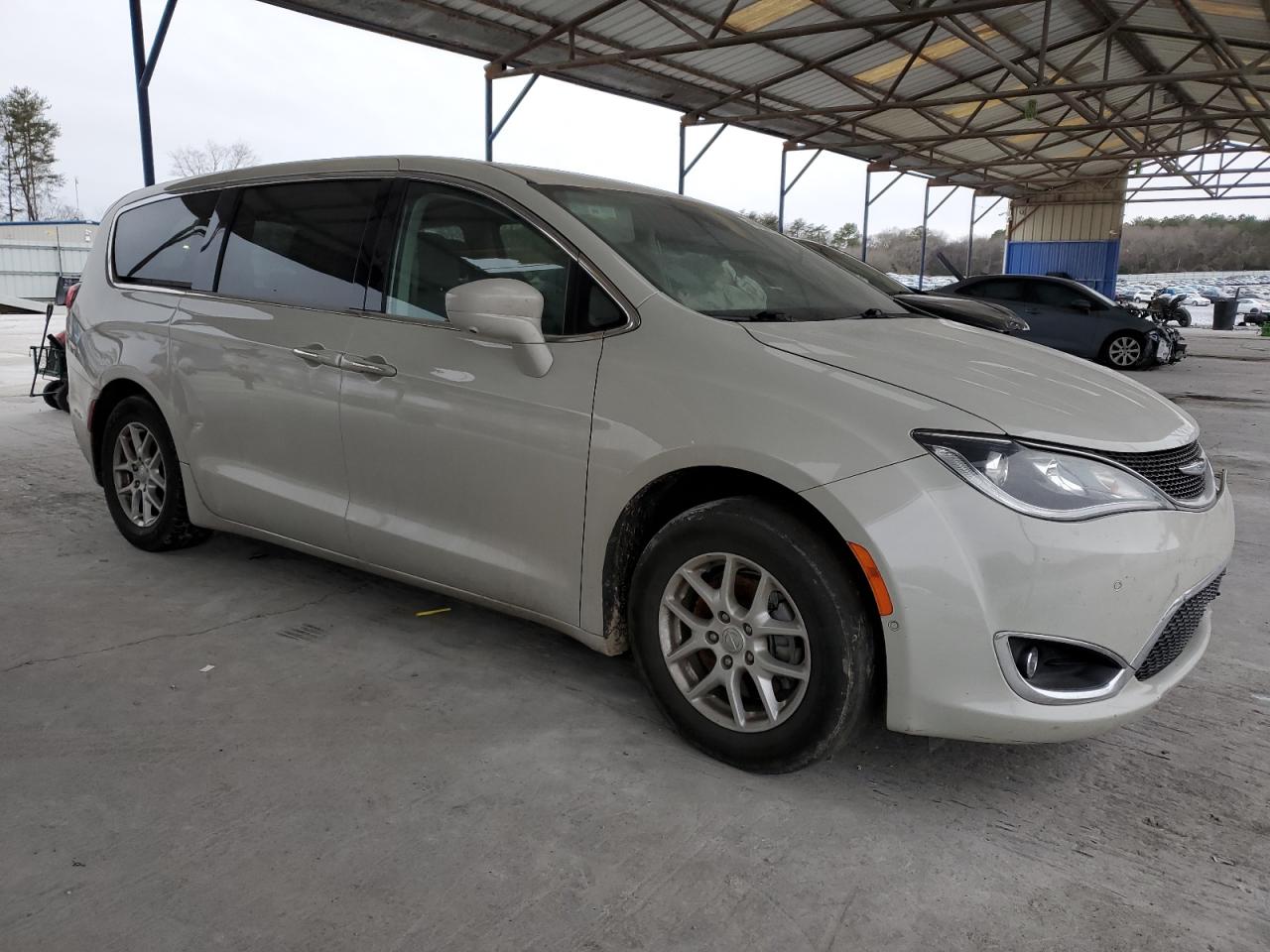 2020 Chrysler Pacifica - Image 4
