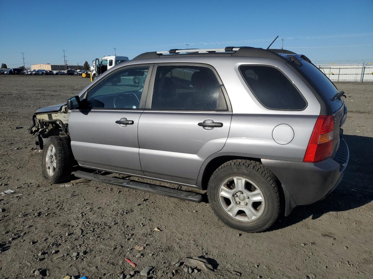 2008 Kia Sportage - Image 2