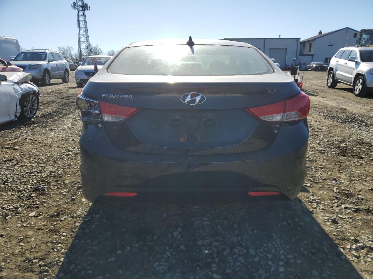 2013 Hyundai Elantra - Image 6