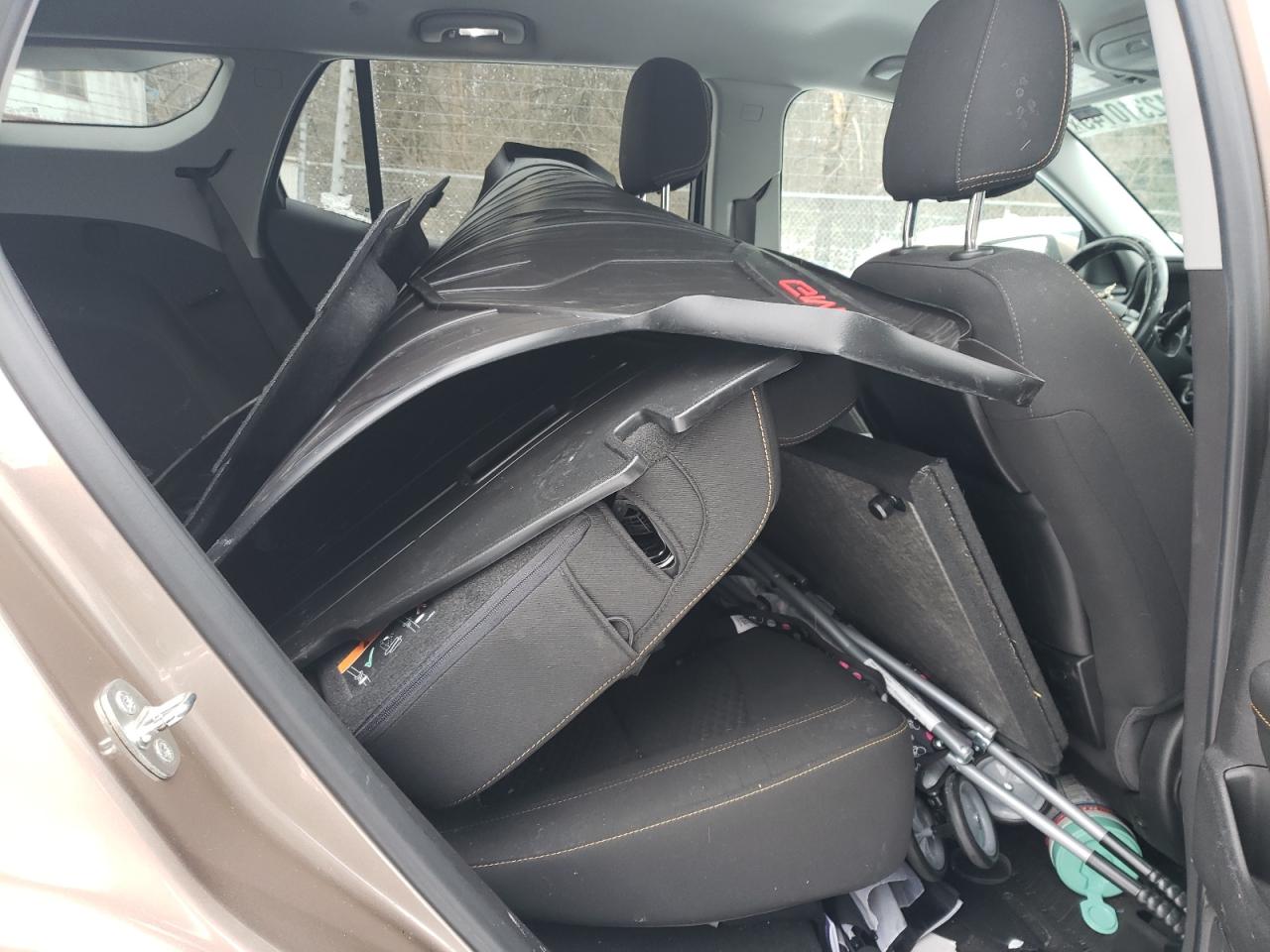 2019 GMC Terrain - Image 12