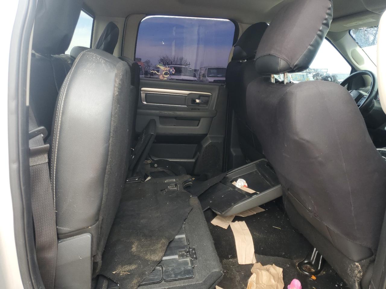 2018 RAM 1500 - Image 10
