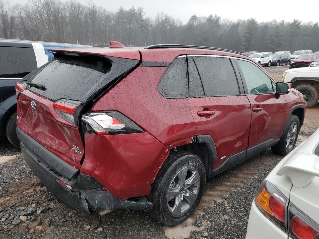2022 Toyota RAV 4 - Image 3
