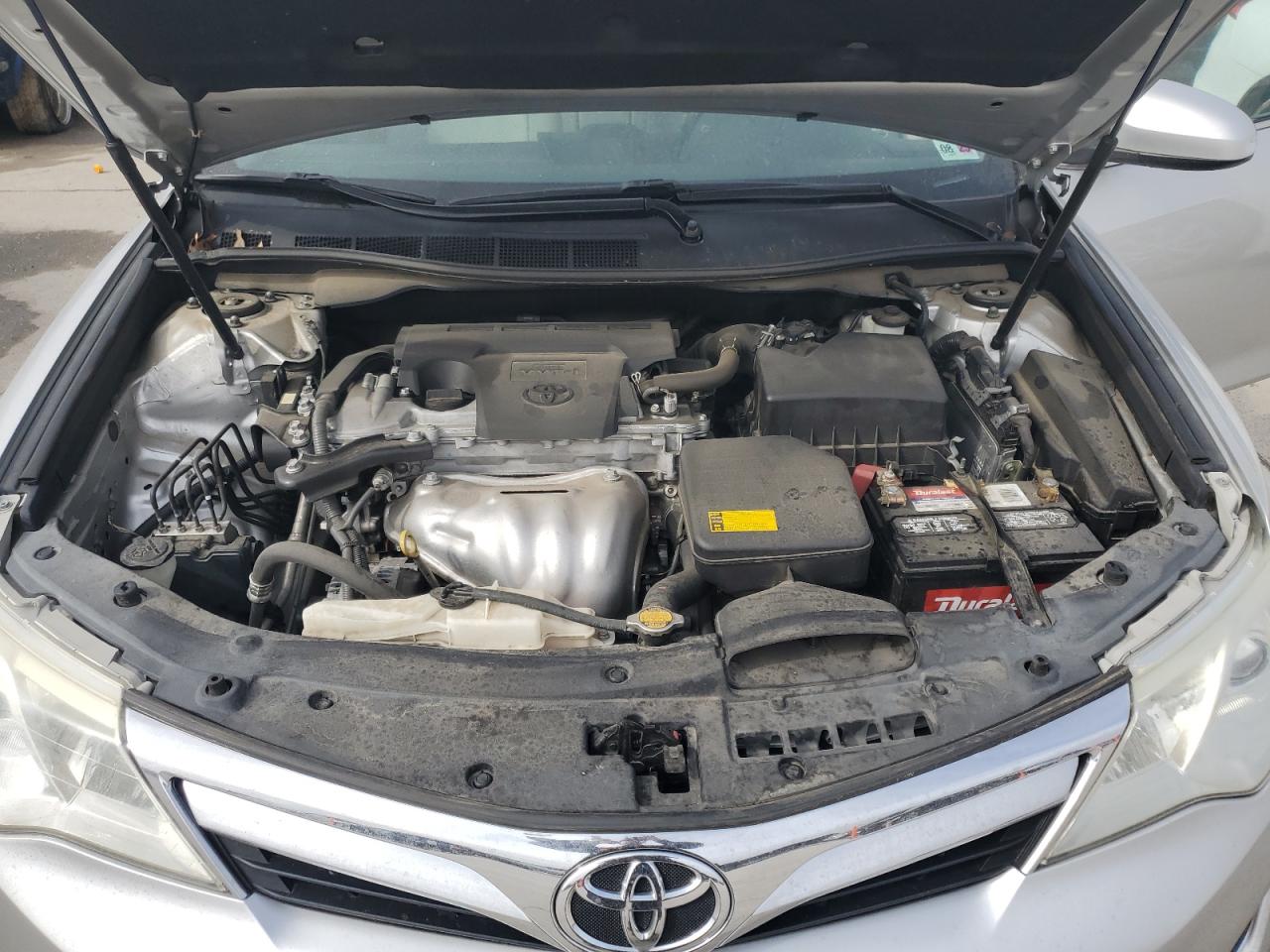 2014 Toyota Camry - Image 11
