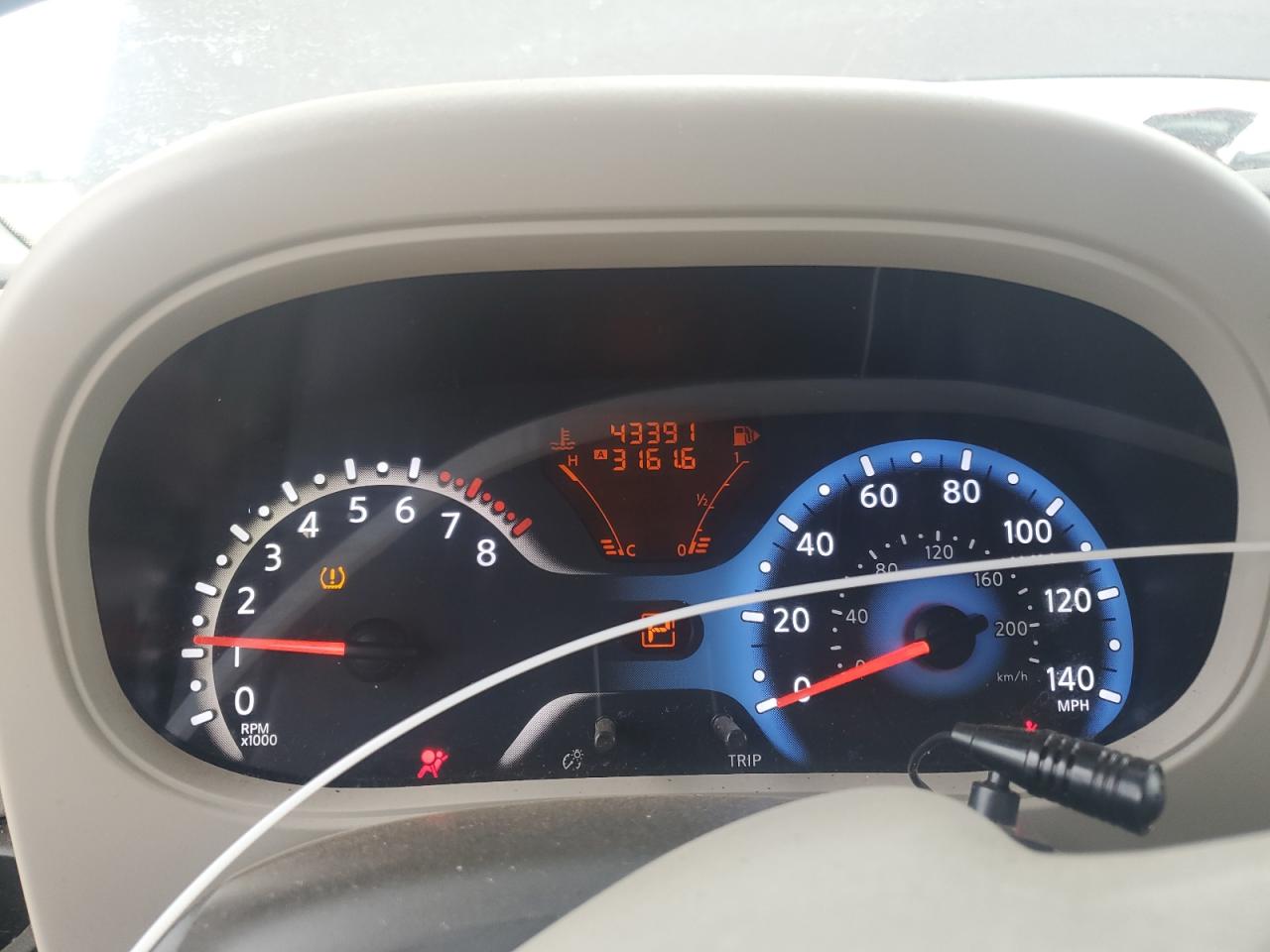 2011 Nissan Cube - Image 9