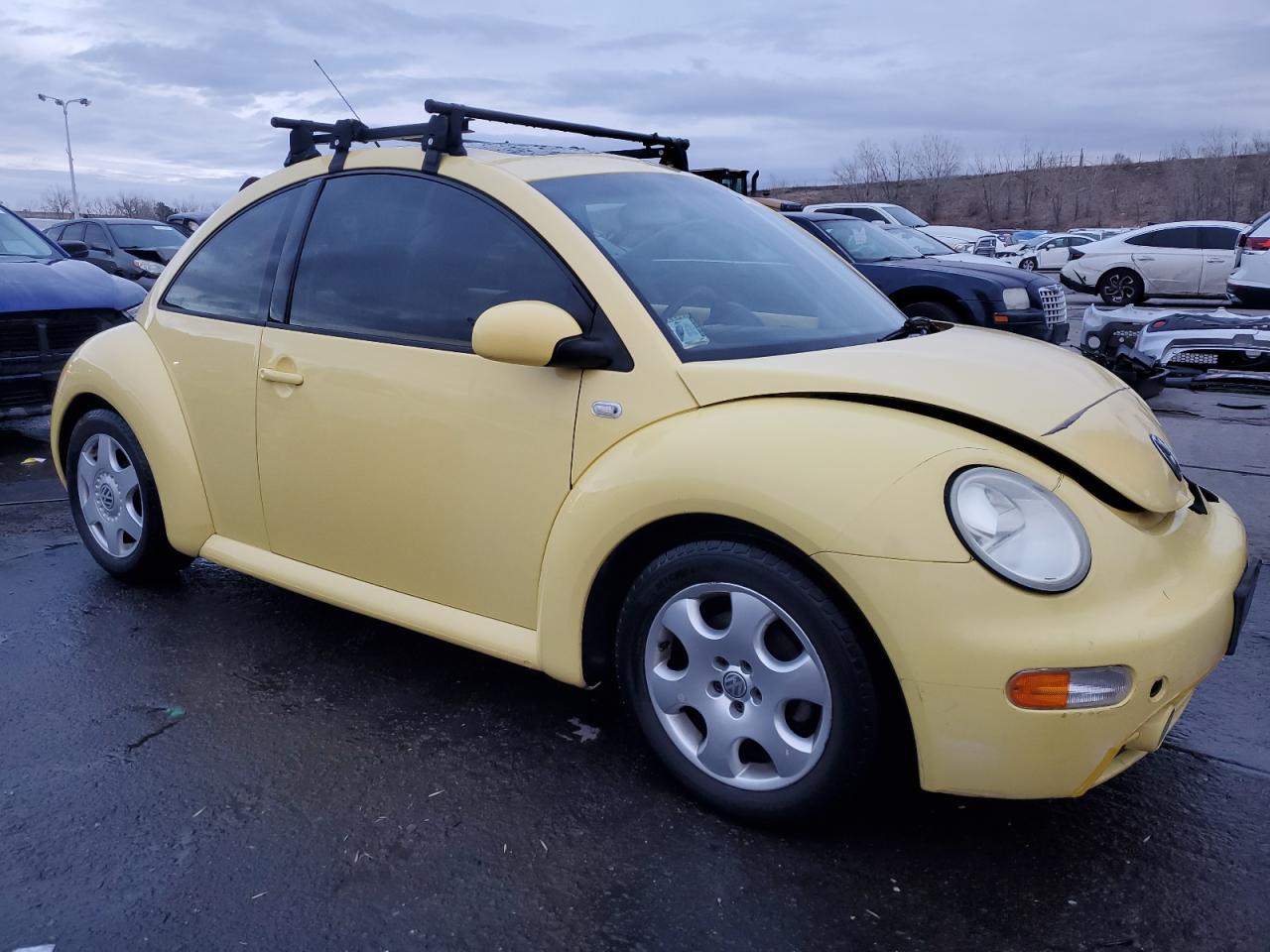 2003 Volkswagen Beetle - Image 4