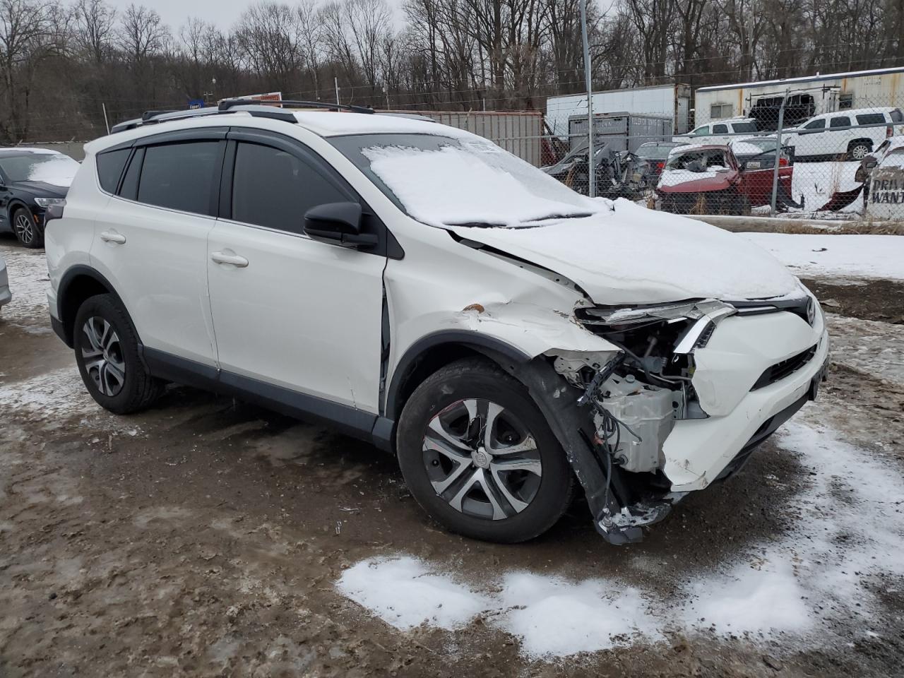 2017 Toyota RAV 4 - Image 4