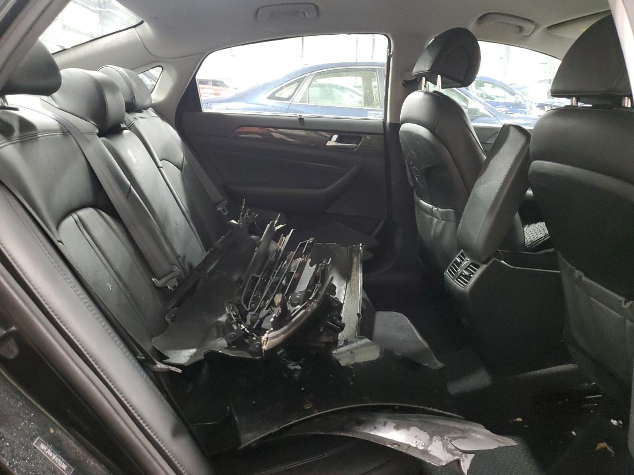 2015 Hyundai Sonata - Image 10