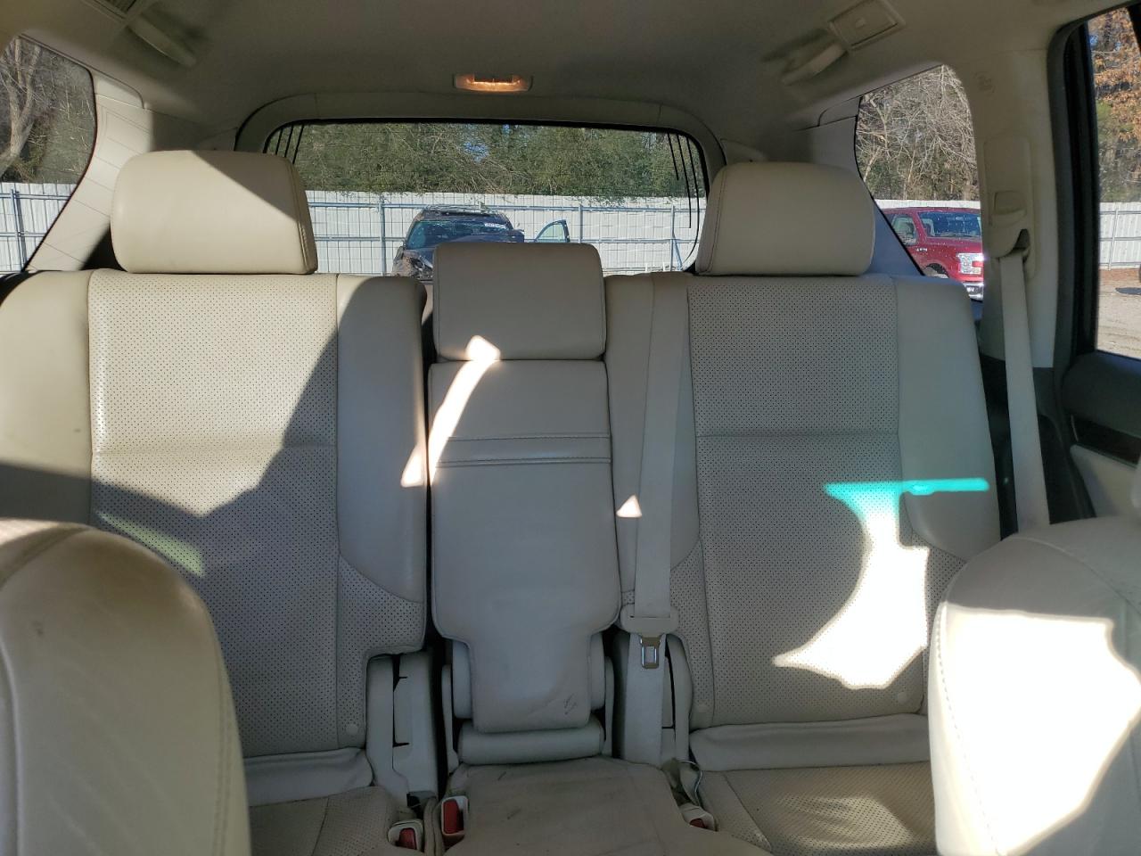 2010 Lexus GX - Image 10