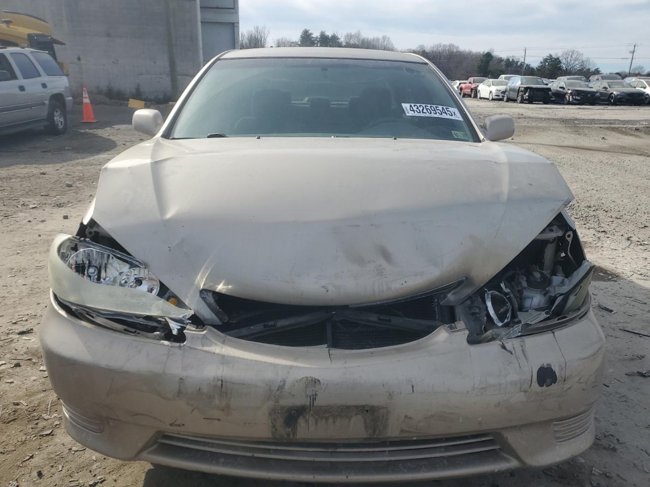 2005 Toyota Camry - Image 5